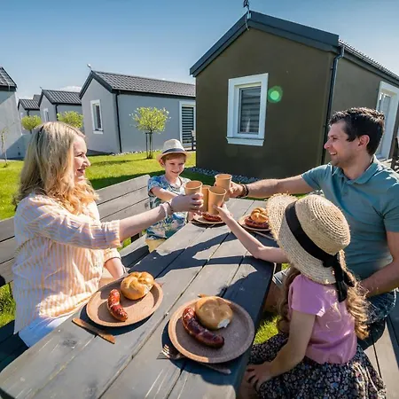 Scandi Village ザトル